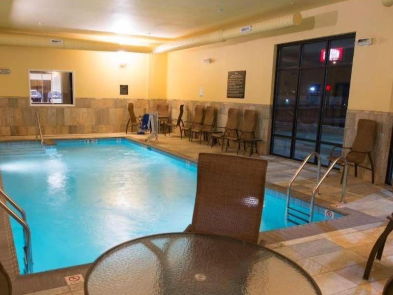 Hampton Inn & Suites Bismarck Northwest Dış mekan fotoğraf