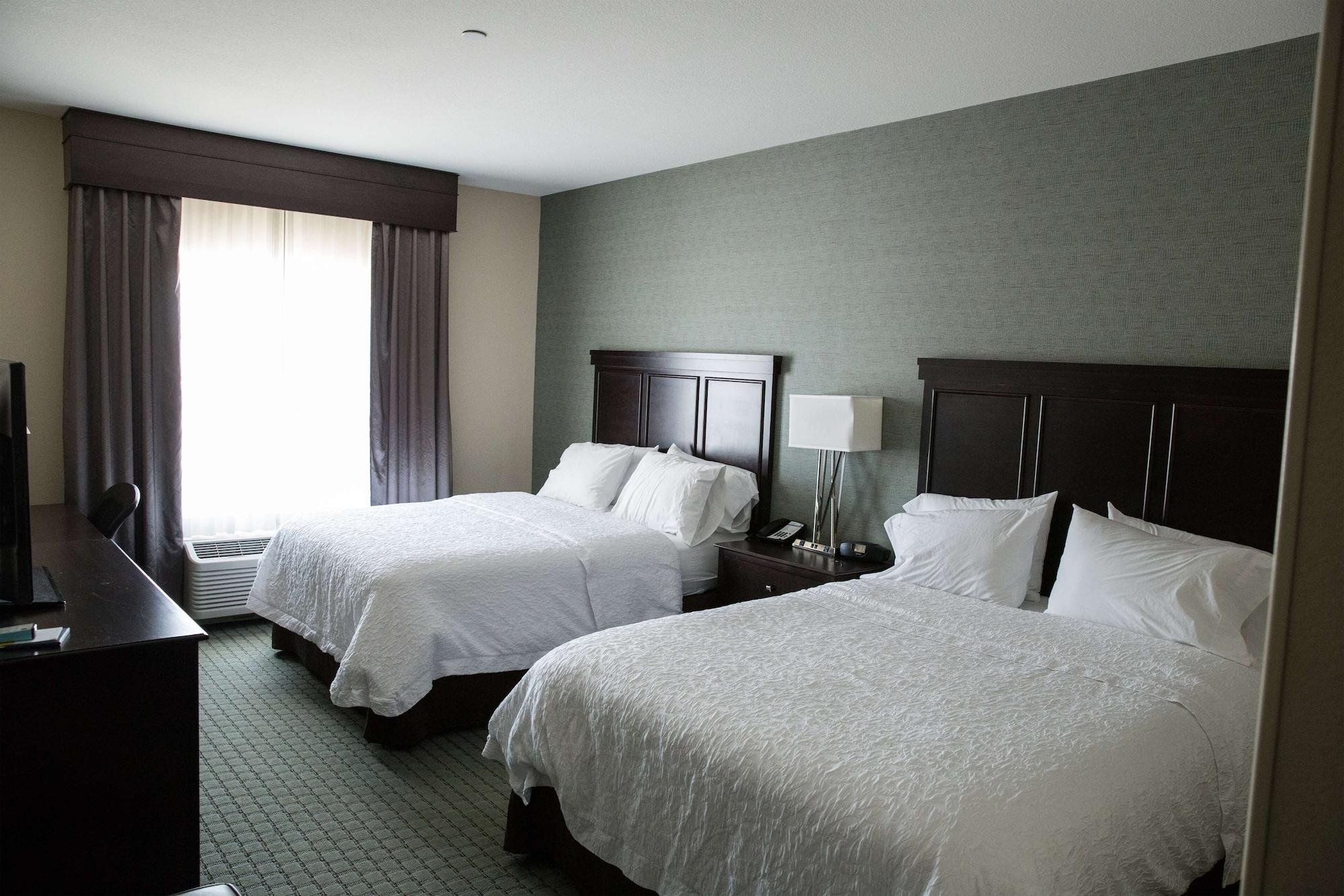 Hampton Inn & Suites Bismarck Northwest Dış mekan fotoğraf