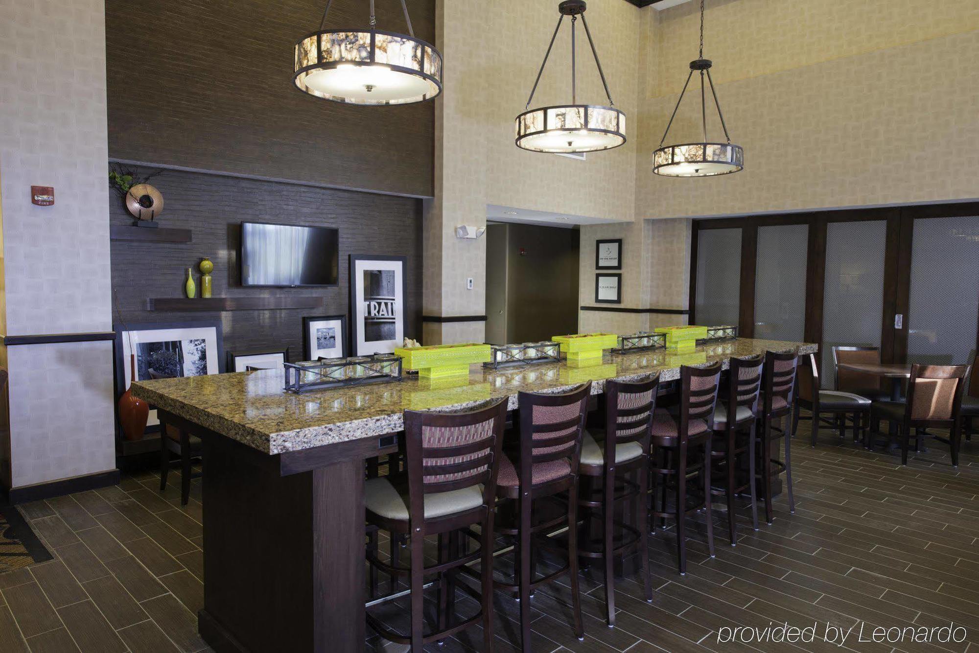 Hampton Inn & Suites Bismarck Northwest Dış mekan fotoğraf