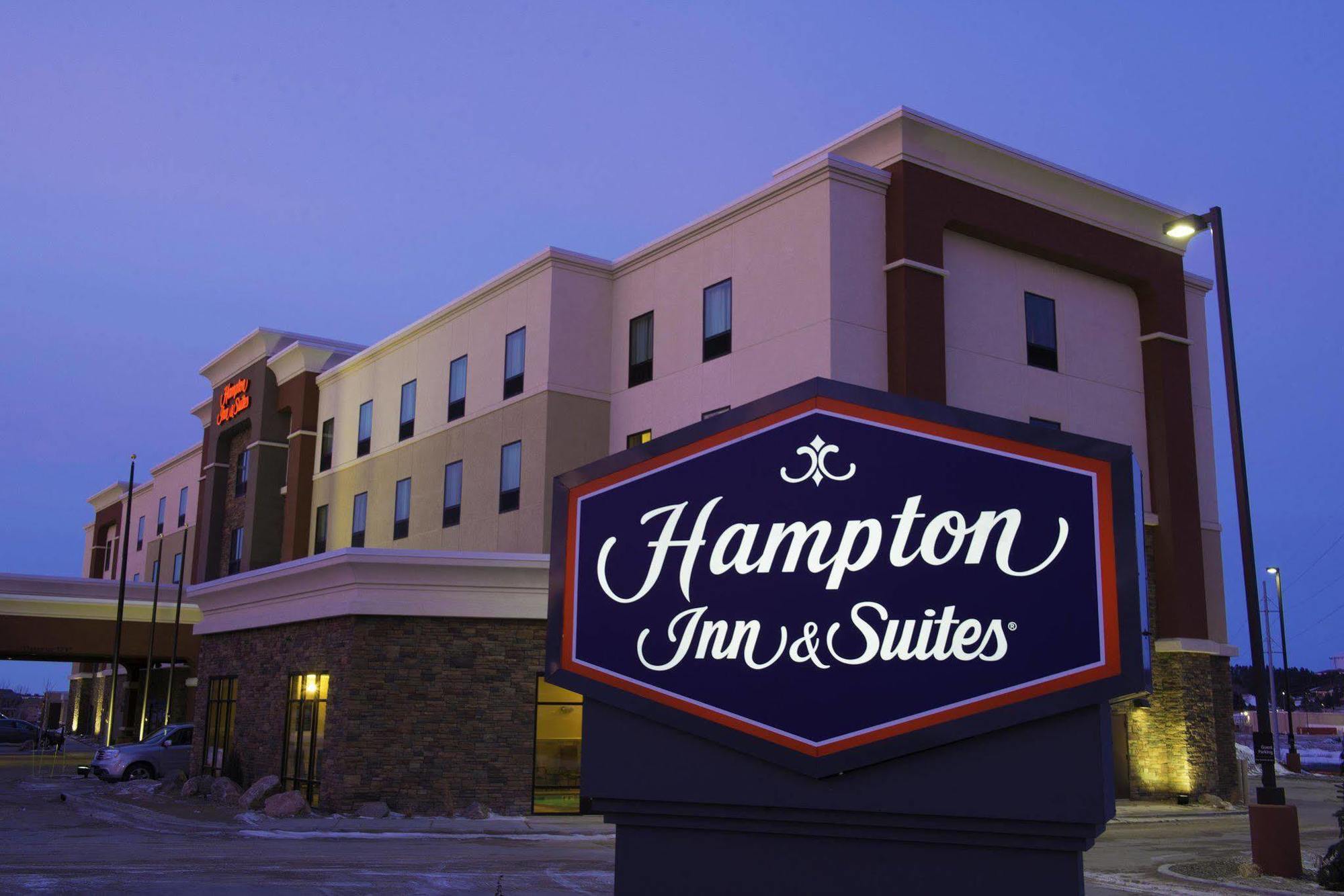 Hampton Inn & Suites Bismarck Northwest Dış mekan fotoğraf