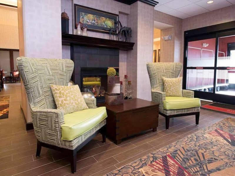Hampton Inn & Suites Bismarck Northwest Dış mekan fotoğraf